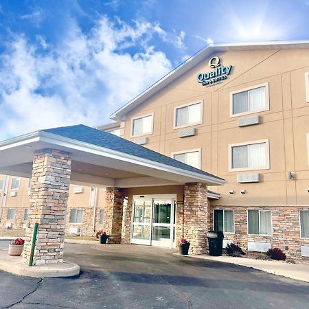 Quality Inn & Suites Wisconsin Dells Downtown - Waterparks Area Exterior foto