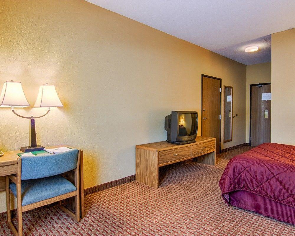 Quality Inn & Suites Wisconsin Dells Downtown - Waterparks Area Exterior foto