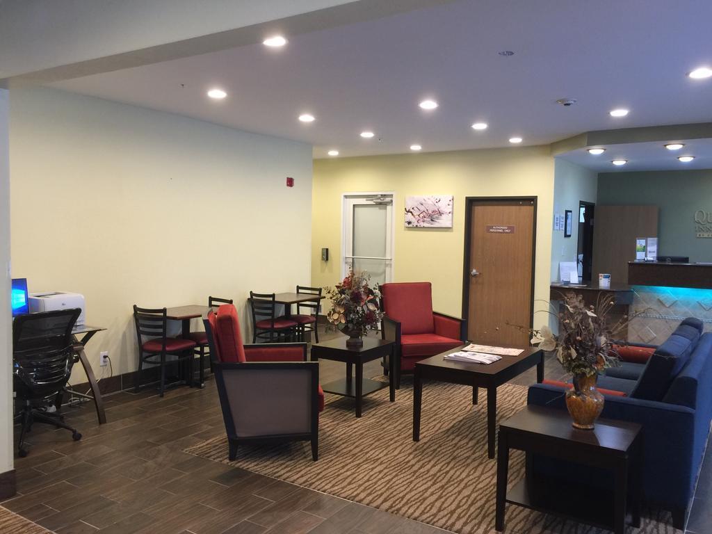 Quality Inn & Suites Wisconsin Dells Downtown - Waterparks Area Exterior foto