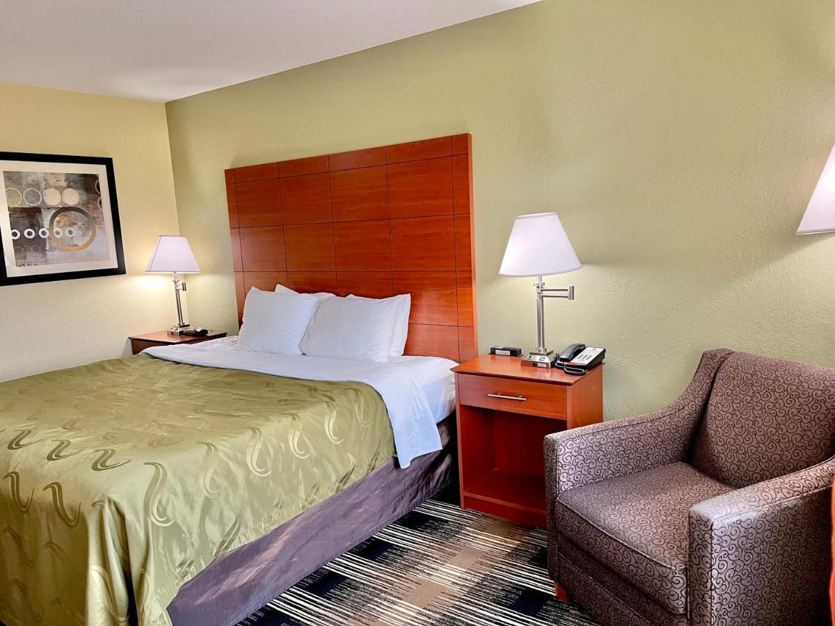 Quality Inn & Suites Wisconsin Dells Downtown - Waterparks Area Exterior foto