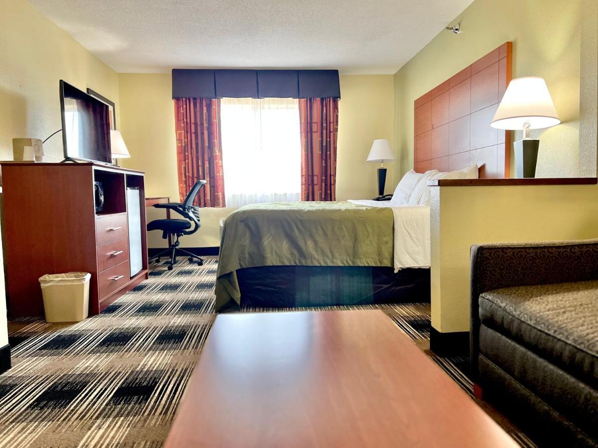 Quality Inn & Suites Wisconsin Dells Downtown - Waterparks Area Exterior foto