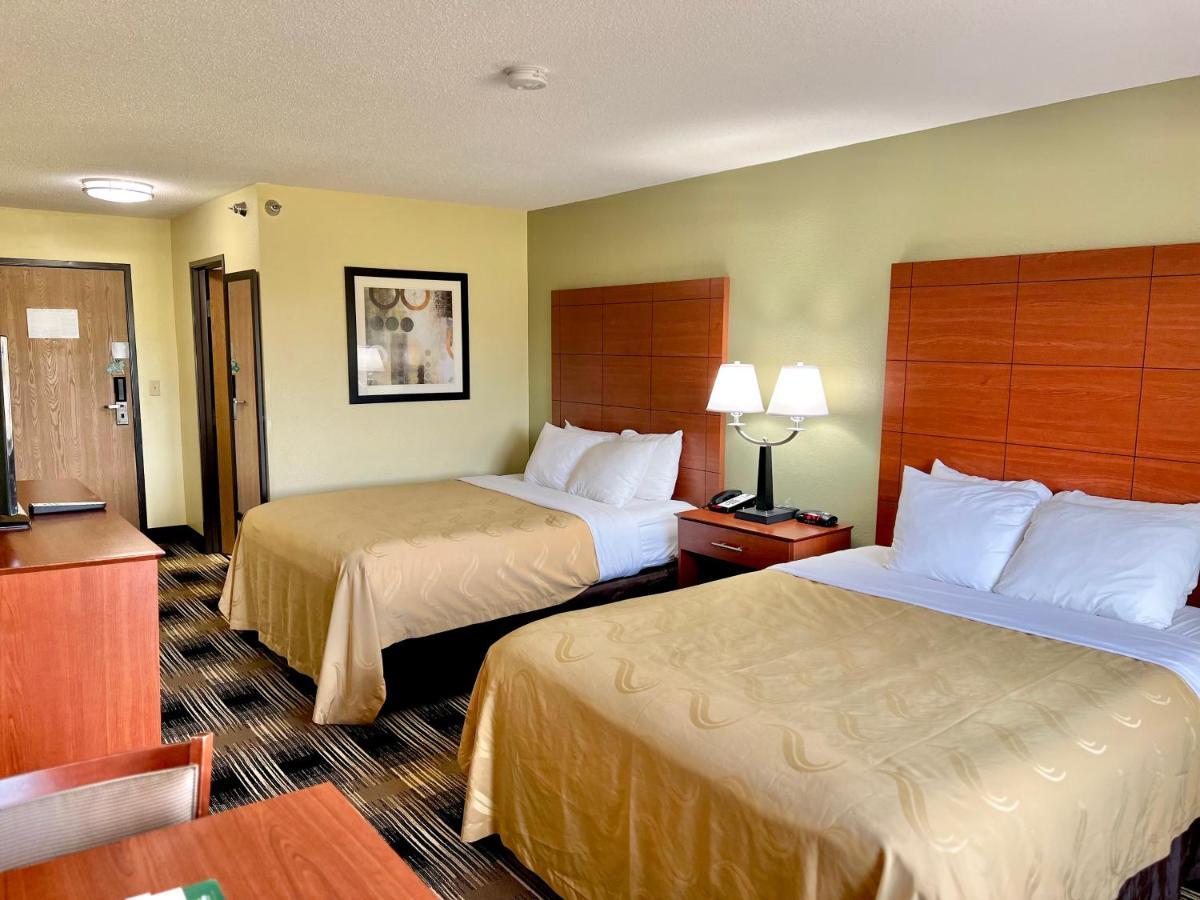 Quality Inn & Suites Wisconsin Dells Downtown - Waterparks Area Exterior foto
