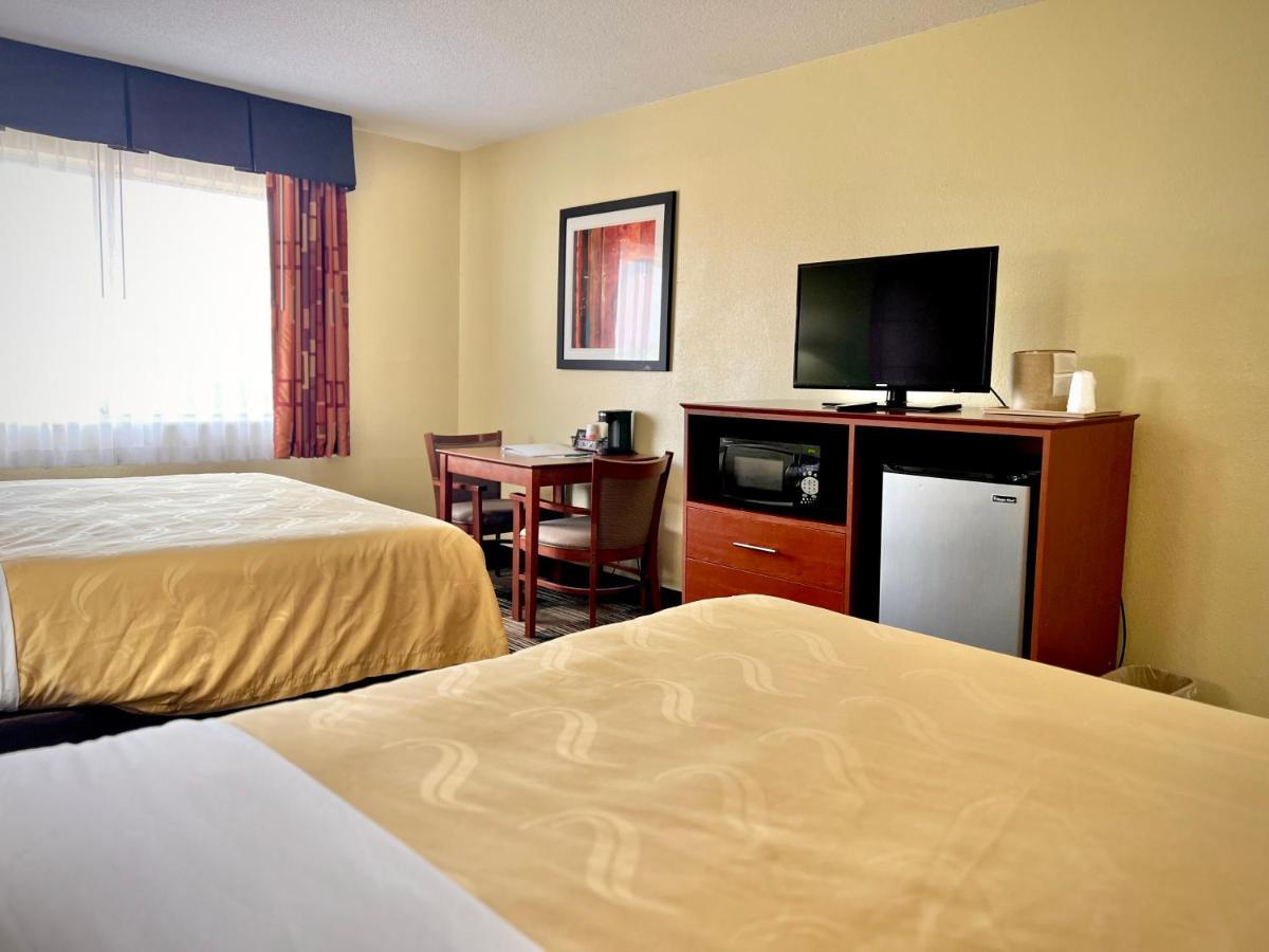 Quality Inn & Suites Wisconsin Dells Downtown - Waterparks Area Exterior foto
