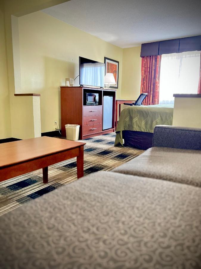Quality Inn & Suites Wisconsin Dells Downtown - Waterparks Area Exterior foto
