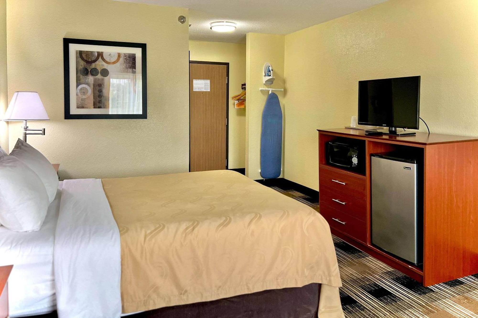 Quality Inn & Suites Wisconsin Dells Downtown - Waterparks Area Exterior foto