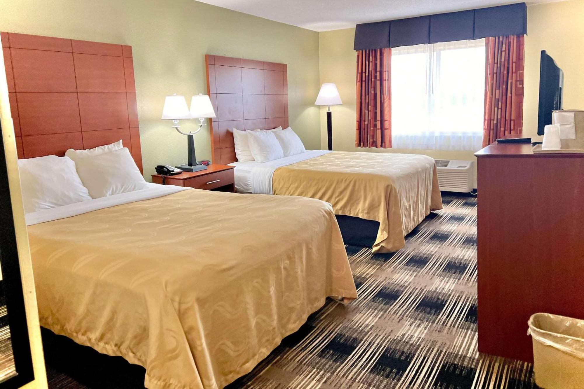 Quality Inn & Suites Wisconsin Dells Downtown - Waterparks Area Exterior foto