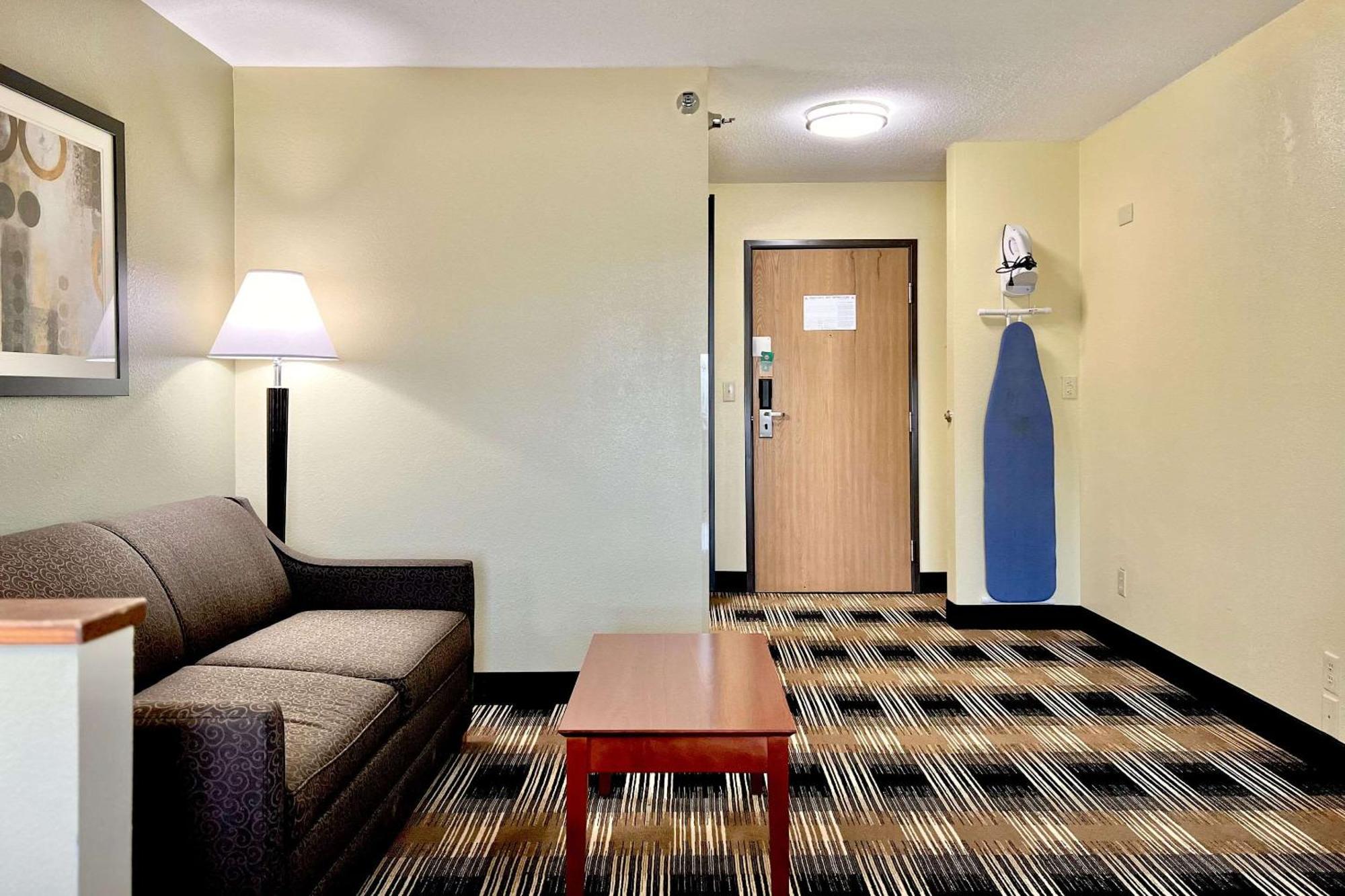 Quality Inn & Suites Wisconsin Dells Downtown - Waterparks Area Exterior foto